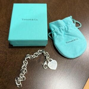 Tiffany Heart Tag Charm Bracelet in Silver - Return to